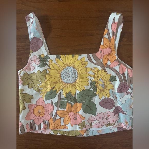 Sezane Thelma top sz 36 boho 70 new. Ptp distance approximately 17” flat - Picture 2 of 4